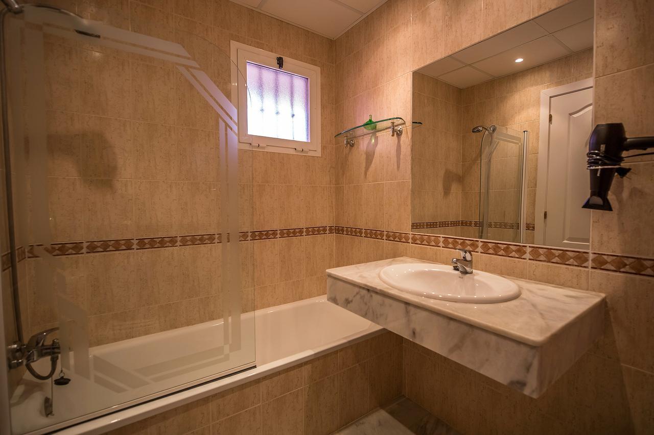 Los Hidalgos Penthouse 马尼尔瓦 外观 照片